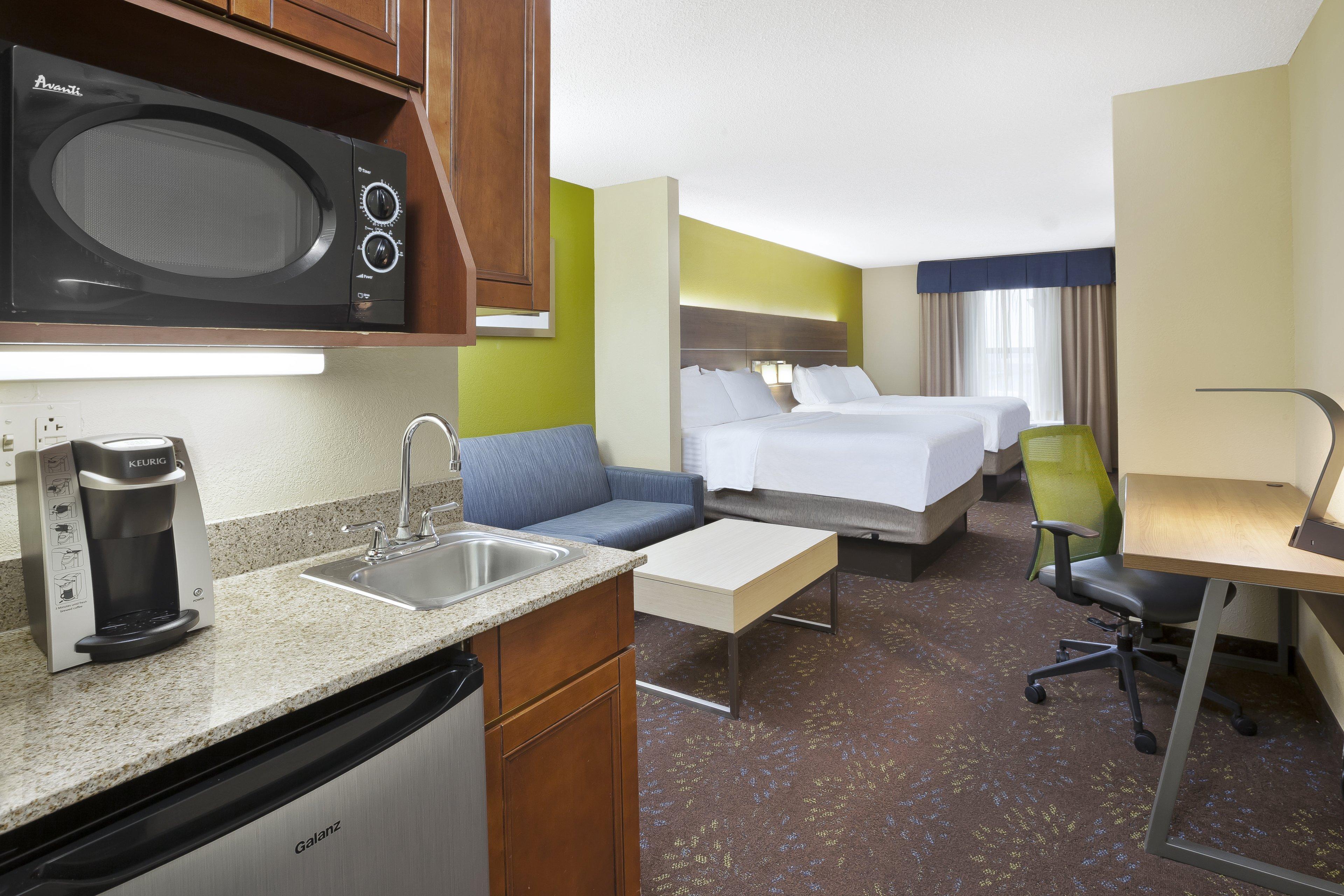 Holiday Inn Express Hotel & Suites Circleville By Ihg Bagian luar foto