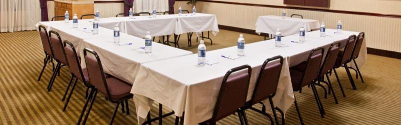 Holiday Inn Express Hotel & Suites Circleville By Ihg Bagian luar foto