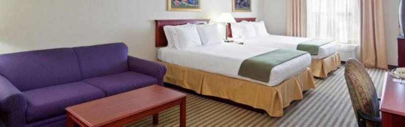 Holiday Inn Express Hotel & Suites Circleville By Ihg Bagian luar foto
